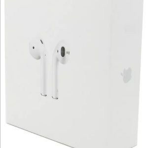 Apple Airpods 2nd Generation with charging case